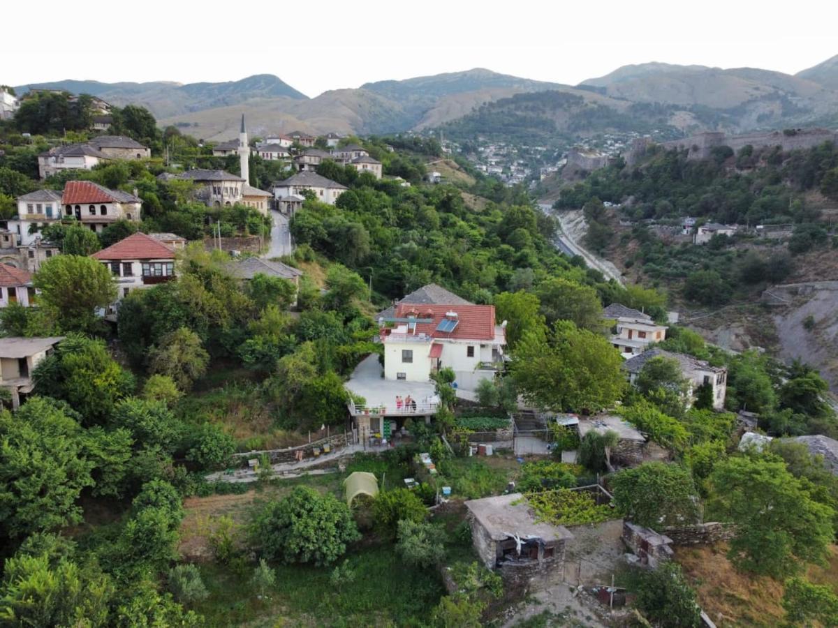 Guest House Argjiro Castle Gjirokastër Exterior foto